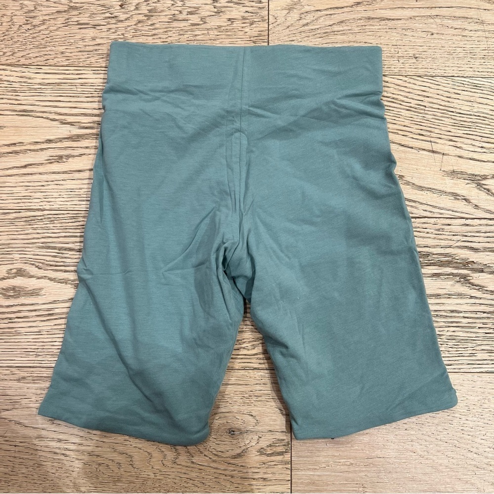 NWT Skin Organic Biker Shorts - Picture 2 of 5
